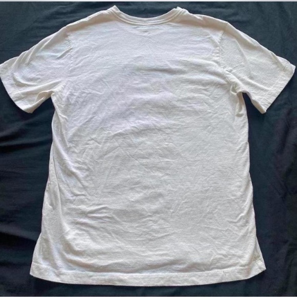 Nike Festive White Tee with Holiday Graphic - Picture 4 of 4